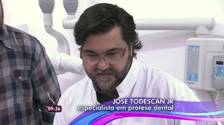 Especialista em Prótese Dental - Dr. Todescan Jr.